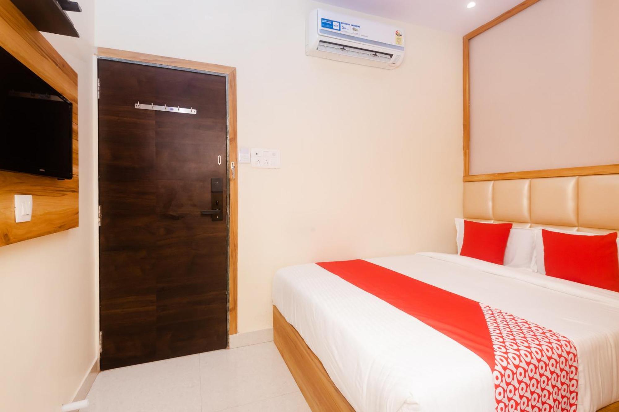 Hotel Sun City Near Saifee Hospital And Hn Reliance Bombaim Exterior foto